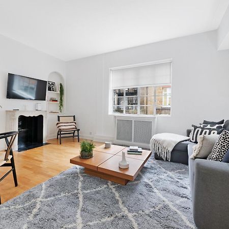 2 Bed Apartment- Mayfair 1 London Eksteriør billede